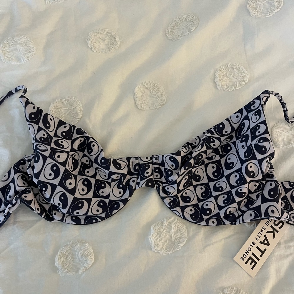 Skatie Kate Top in Barbados